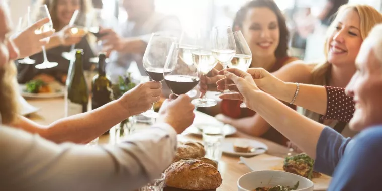Quel restaurant privatiser pour un pot de départ à Toulon ?, Toulon, Ô 2 AMIS